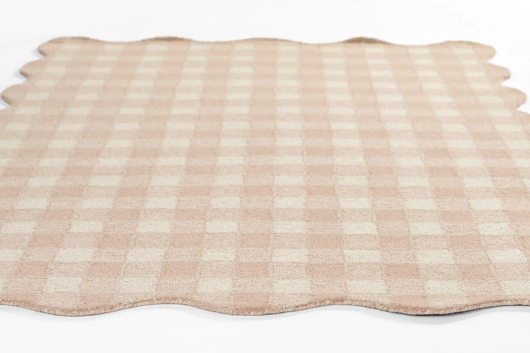 Lily LIY-1 Pink Area Rug by Momeni