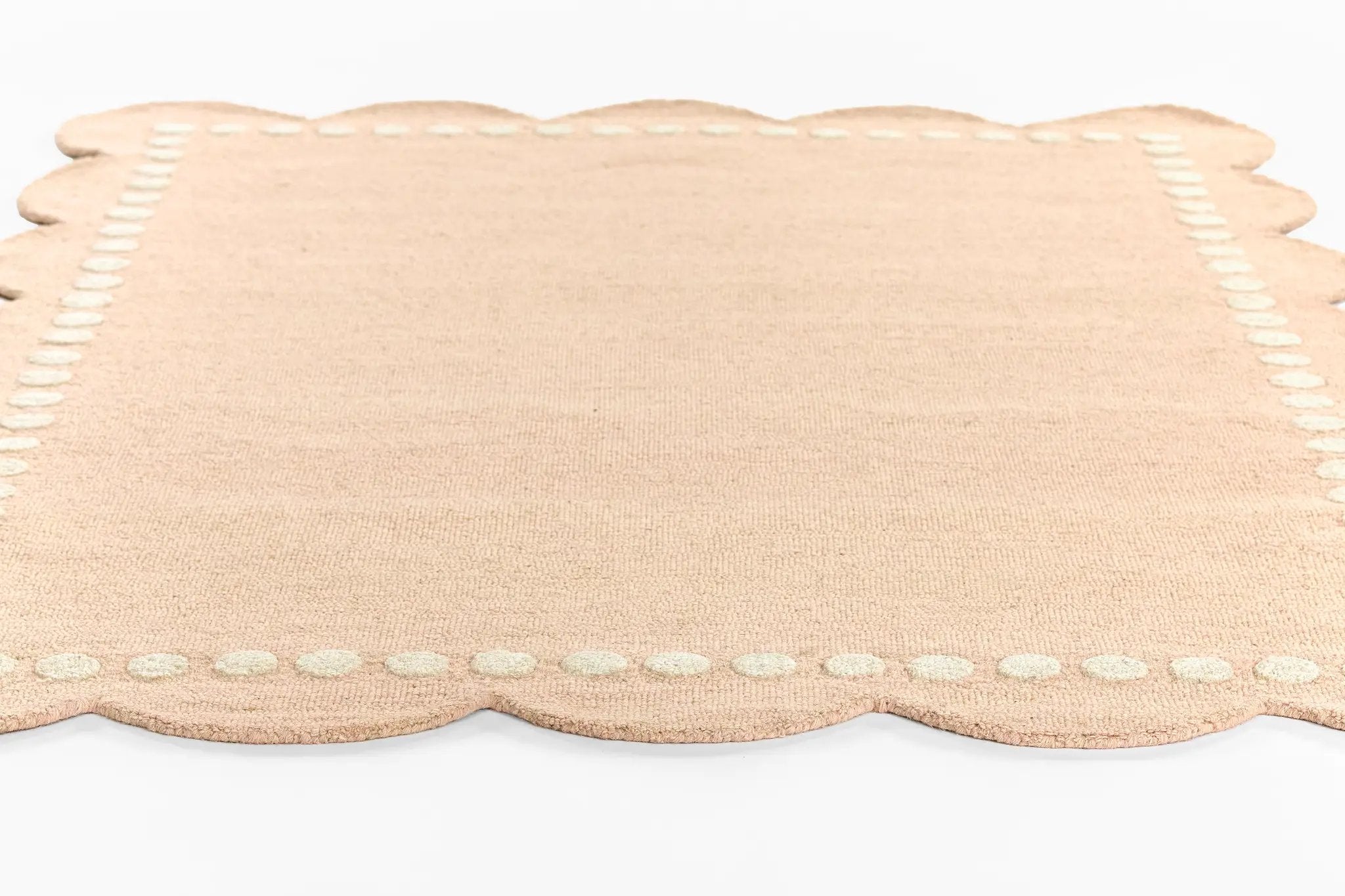 Lily LIY-3 Pink Area Rug by Momeni