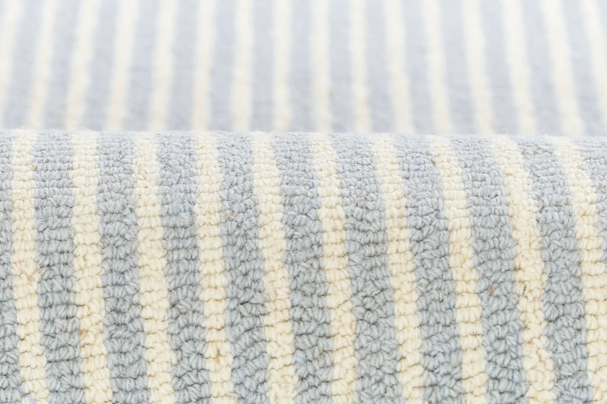 Lily LIY-5 Blue Area Rug by Momeni