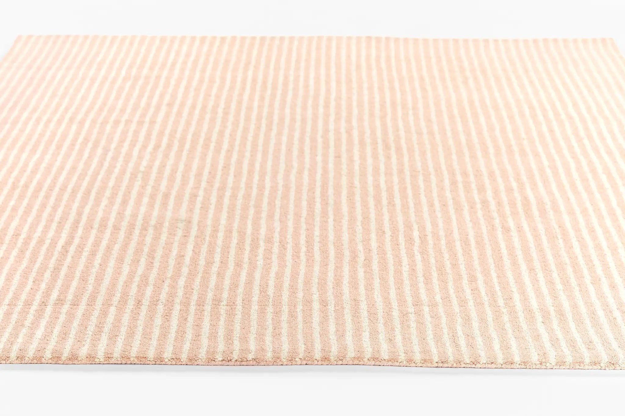 Lily LIY-5 Pink Area Rug by Momeni