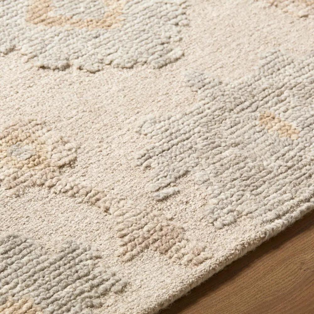 LIVABLISS Baku BUK-2301 Beige Area Rug