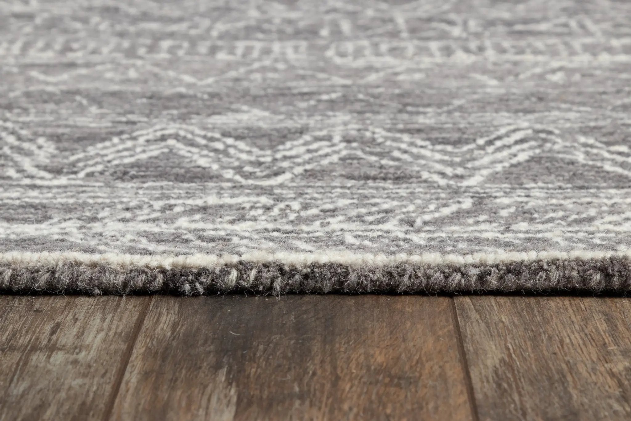 Mallorca MRC-1 Gray Area Rug by Momeni