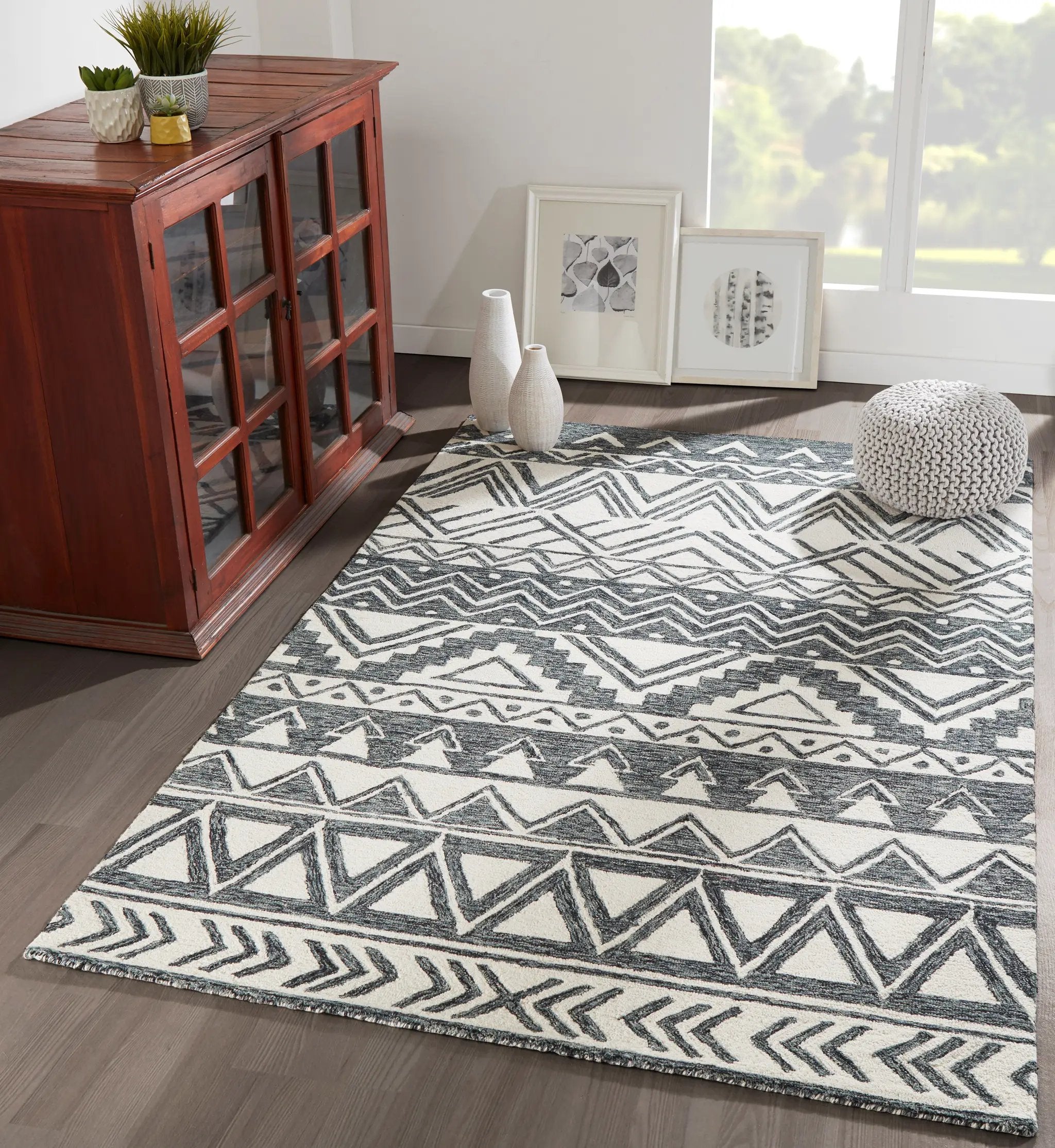Mallorca MRC-3 Charcoal Area Rug by Momeni
