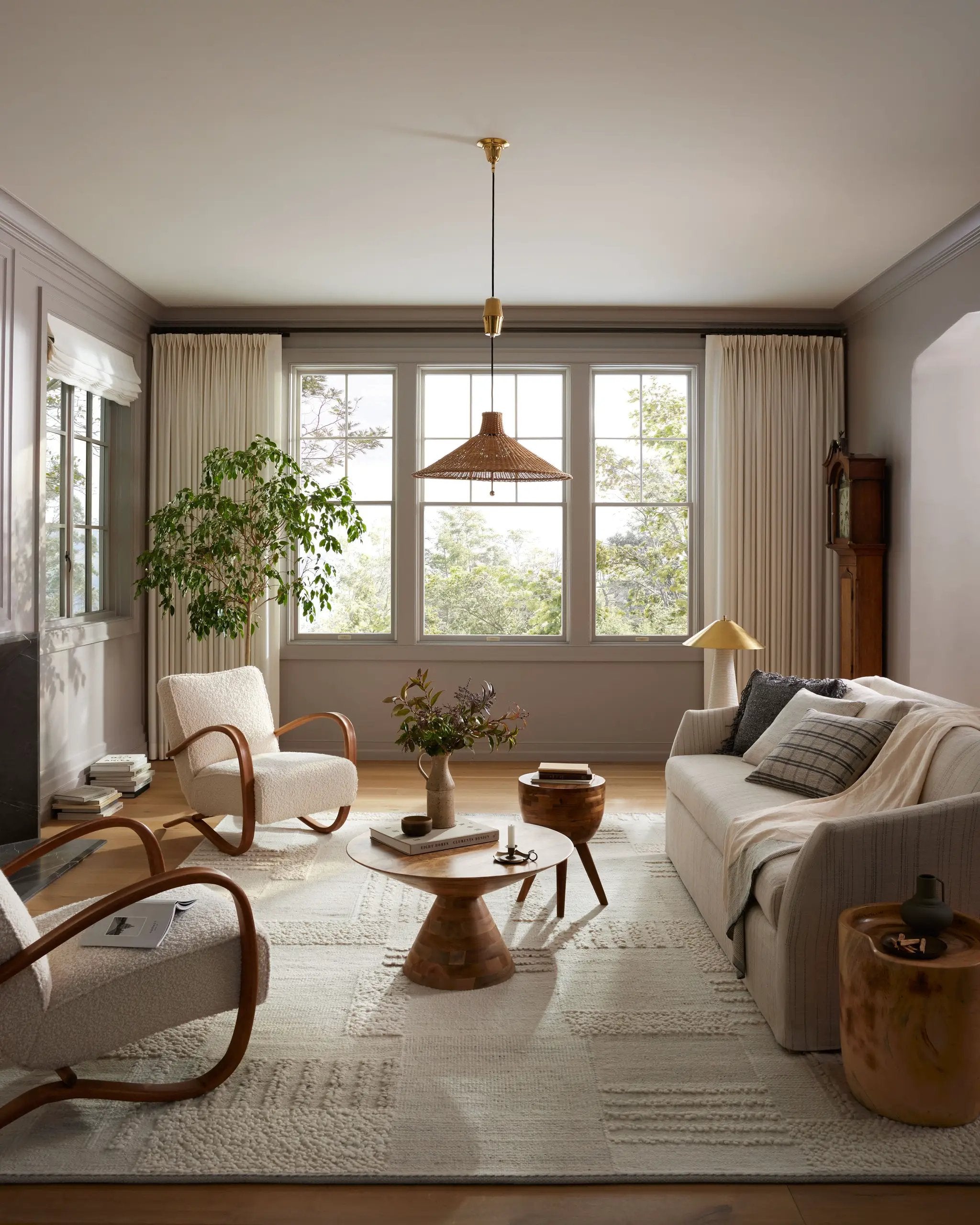 Manfred MAN-01 Ivory / Pebble Area Rug by Loloi