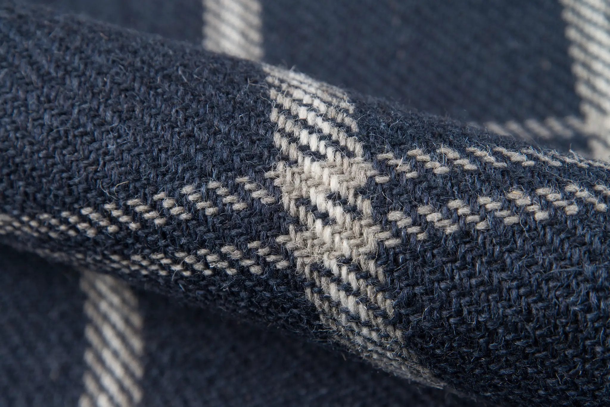 Marlborough MLB-3 (Dover) Navy Area Rug by Erin Gates by Momeni