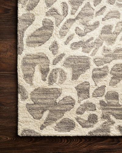 Masai MAS-02 Grey / Ivory Area Rug by Loloi
