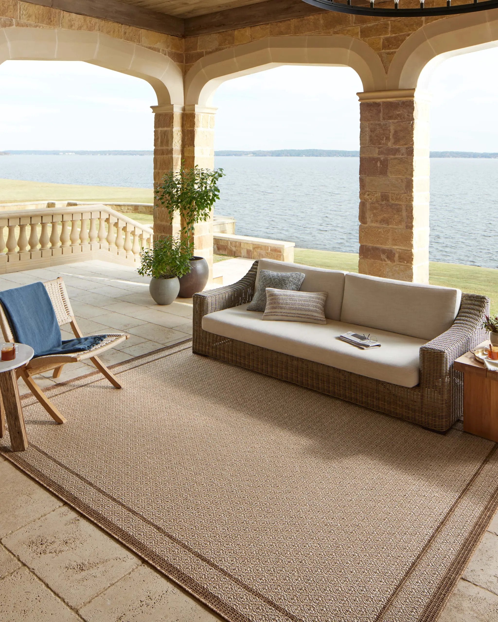 Merrick MER-05 Chestnut / Oatmeal Area Rug by Loloi