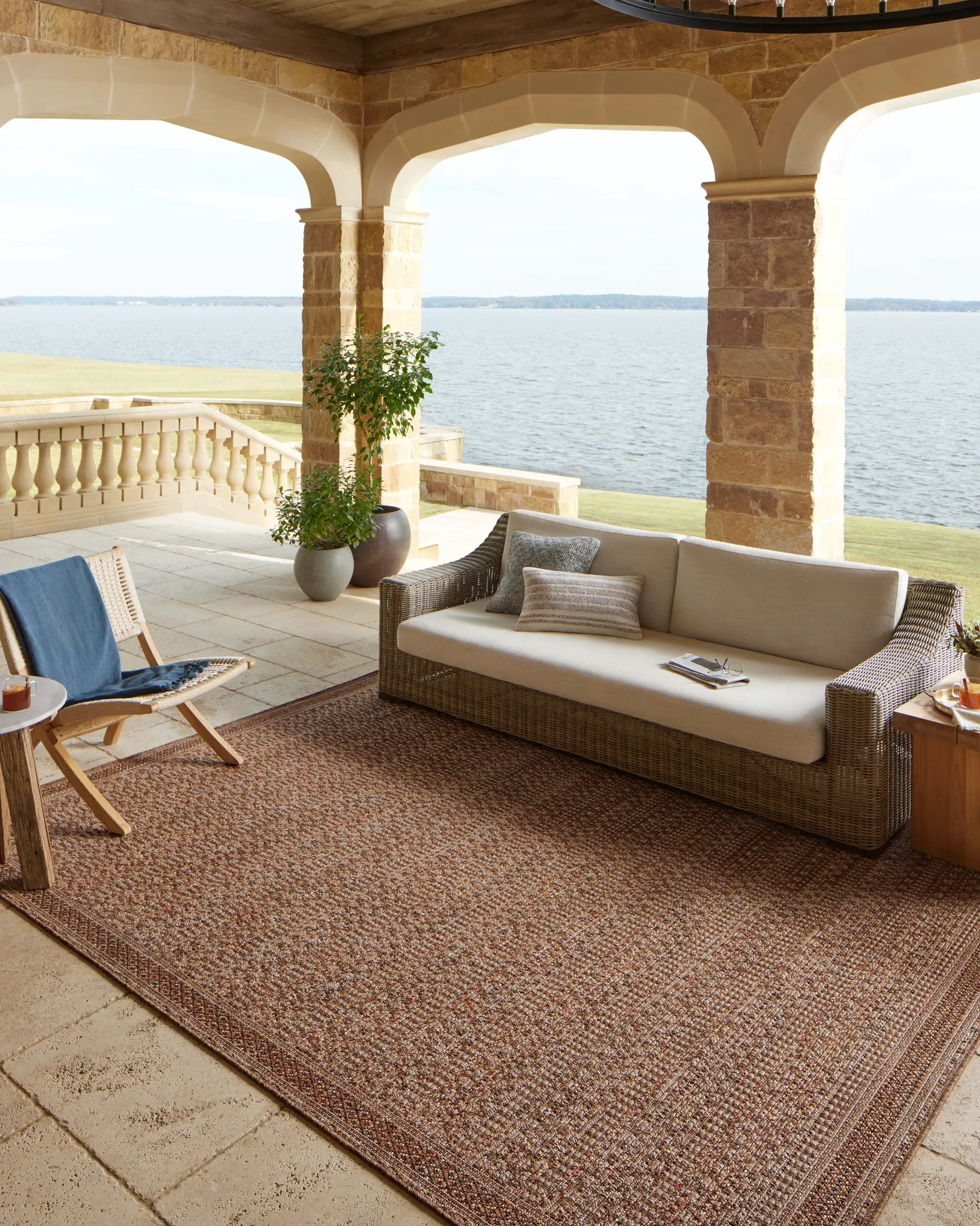 Merrick MER-08 Natural / Fiesta Area Rug by Loloi