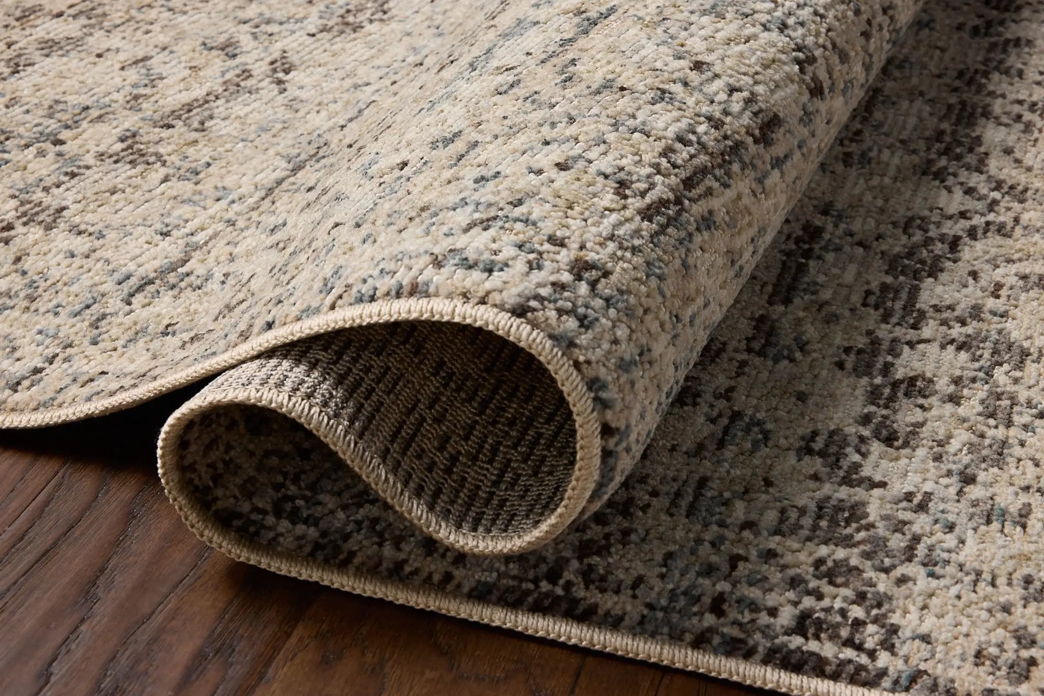 Milena MLE-03 Linen / Midnight Area Rug by Loloi