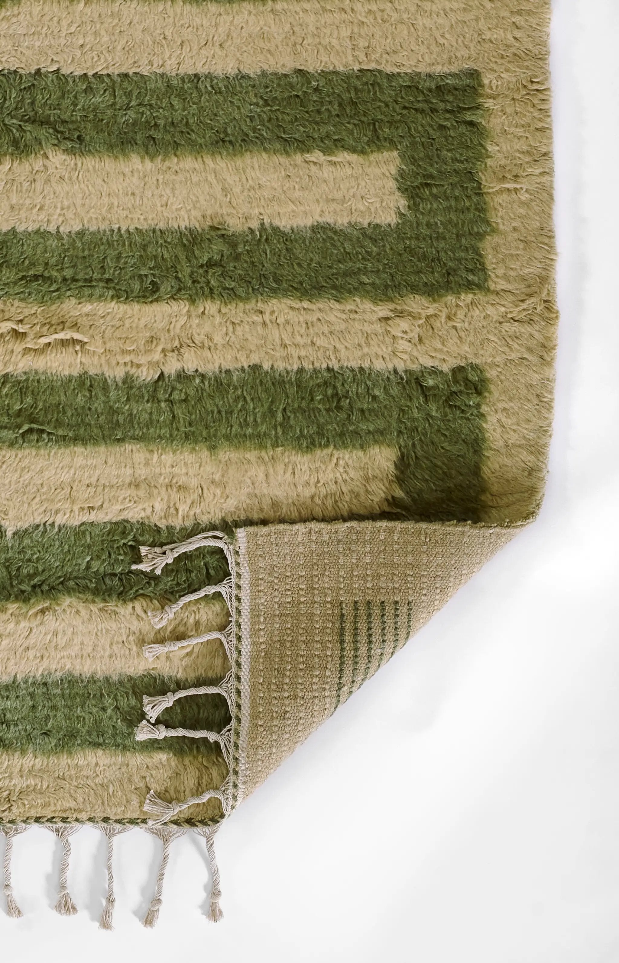 Neo Moroccan NEM-1 Green Area Rug by Momeni