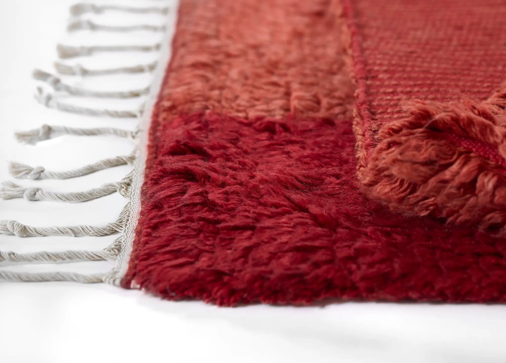 Neo Moroccan NEM-3 Red Area Rug by Momeni