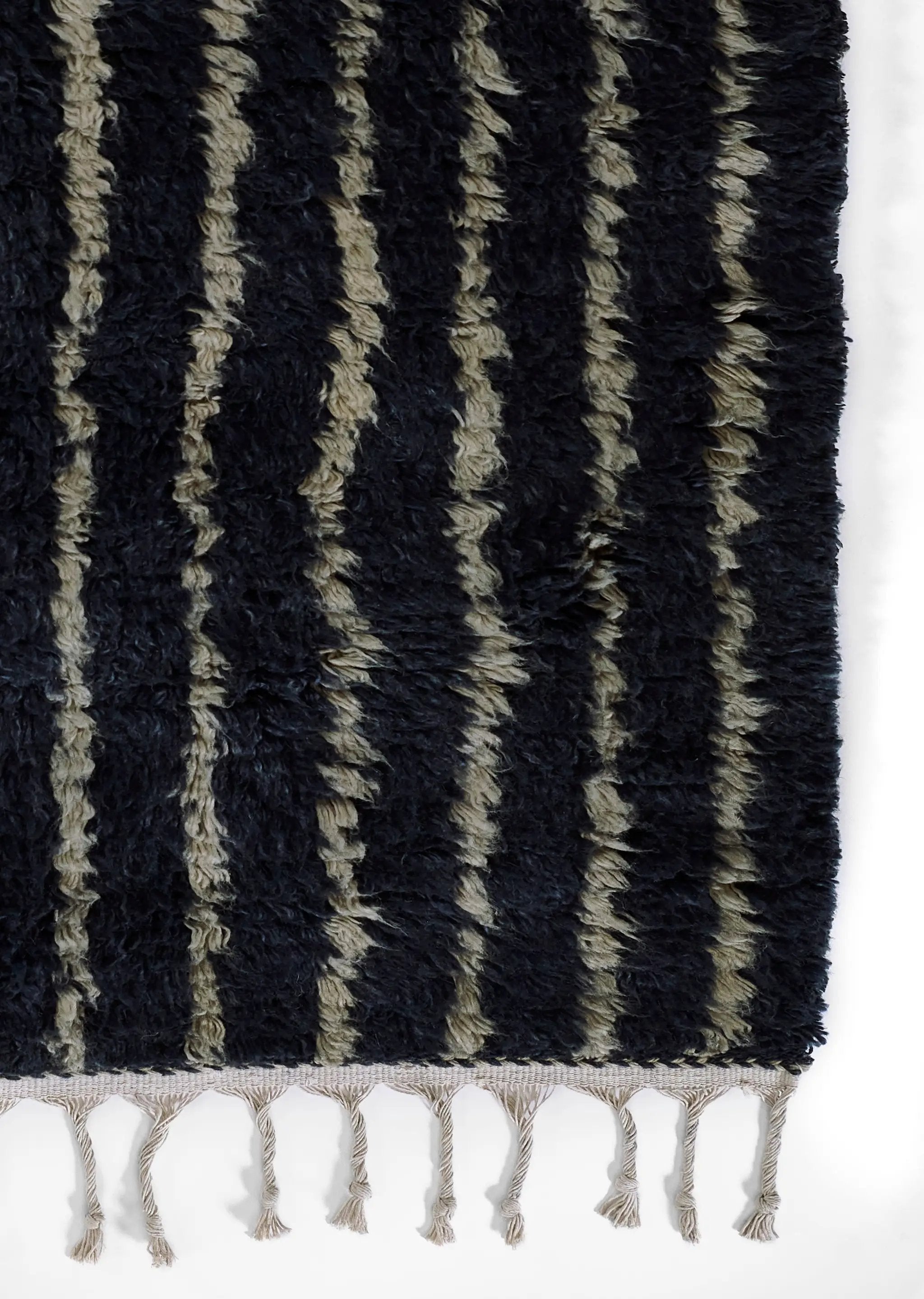 Neo Moroccan NEM-4 Navy Area Rug by Momeni