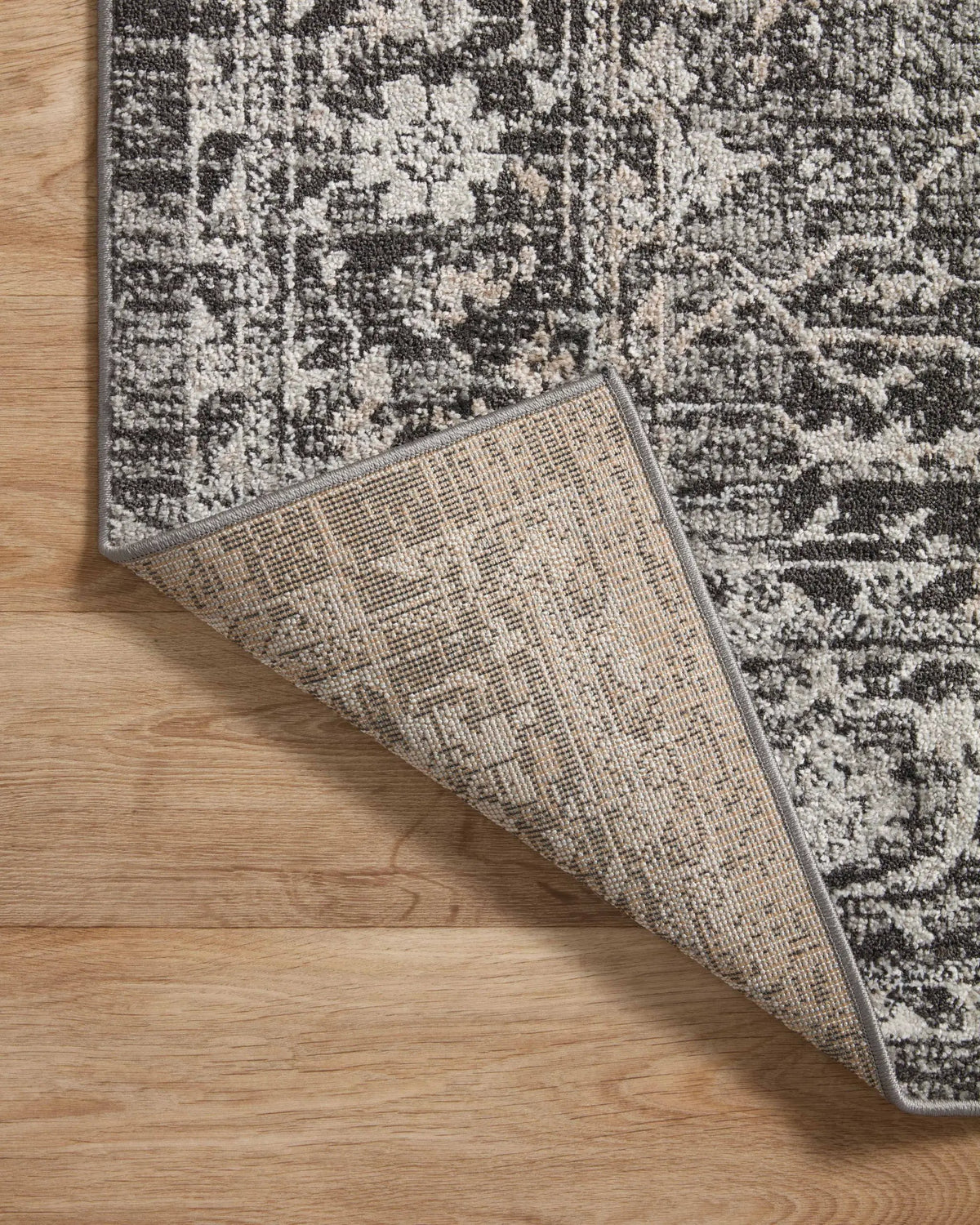 Odette ODT-01 Charcoal / Silver Area Rug by Loloi