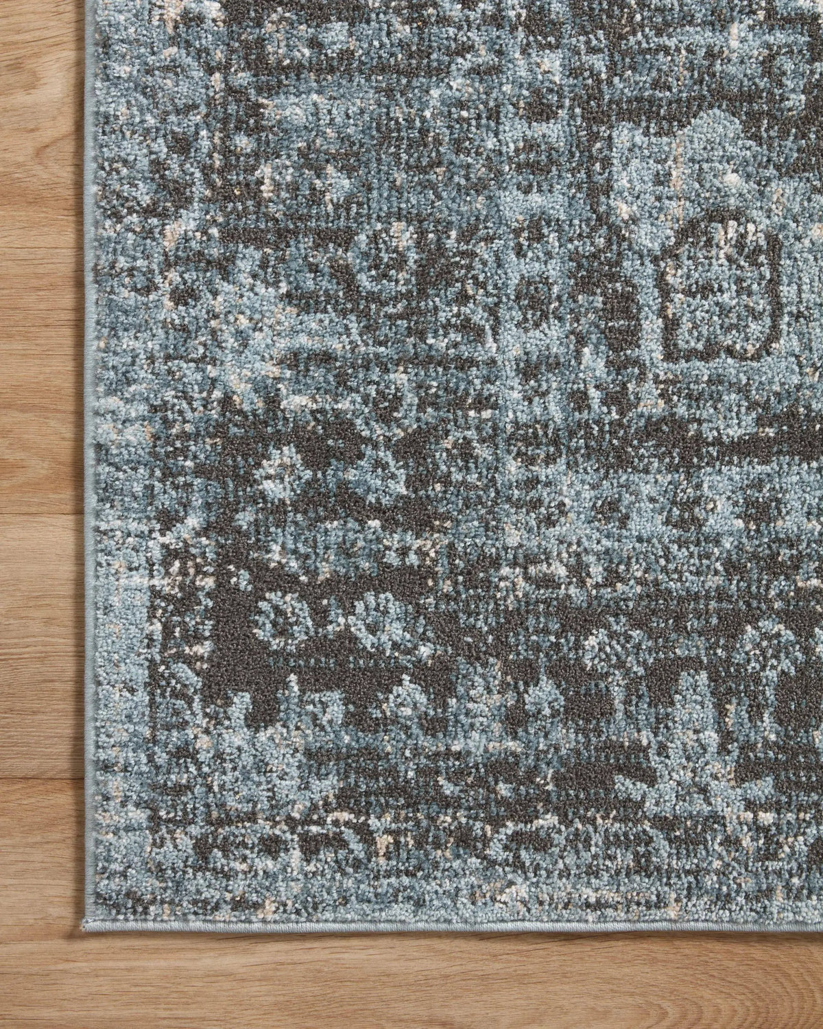 Odette ODT-08 Sky / Charcoal Area Rug by Loloi