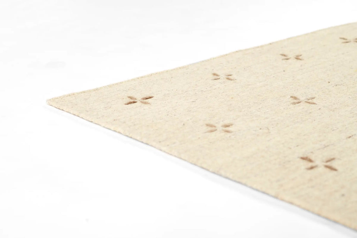 Oliver OLI-2 Natural Area Rug by Momeni