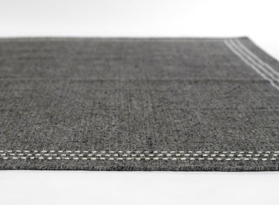 Momeni Oliver OLI-3 Charcoal Area Rug