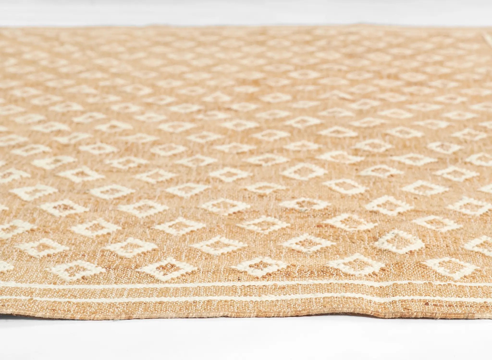 Orchard ORC-6 (Tiny Diamond) Natural Area Rug by Erin Gates by Momeni