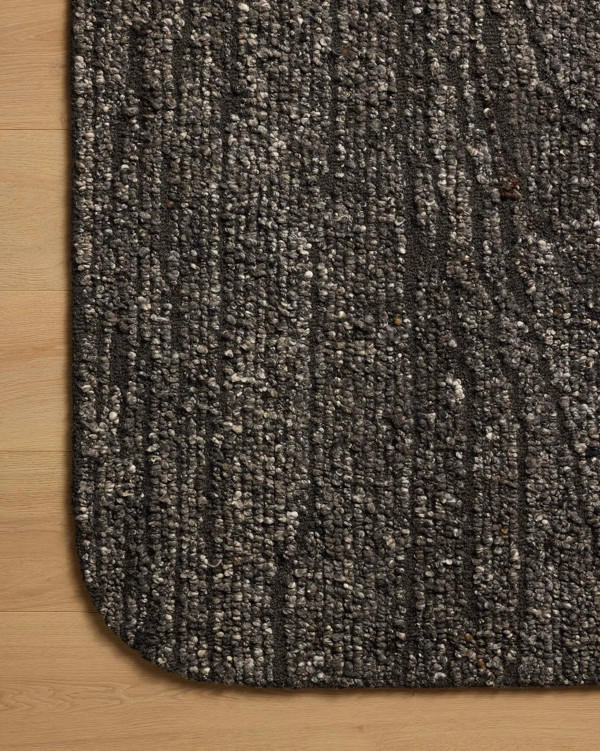 Otis OTT-05 Charcoal / Granite Area Rug by Loloi