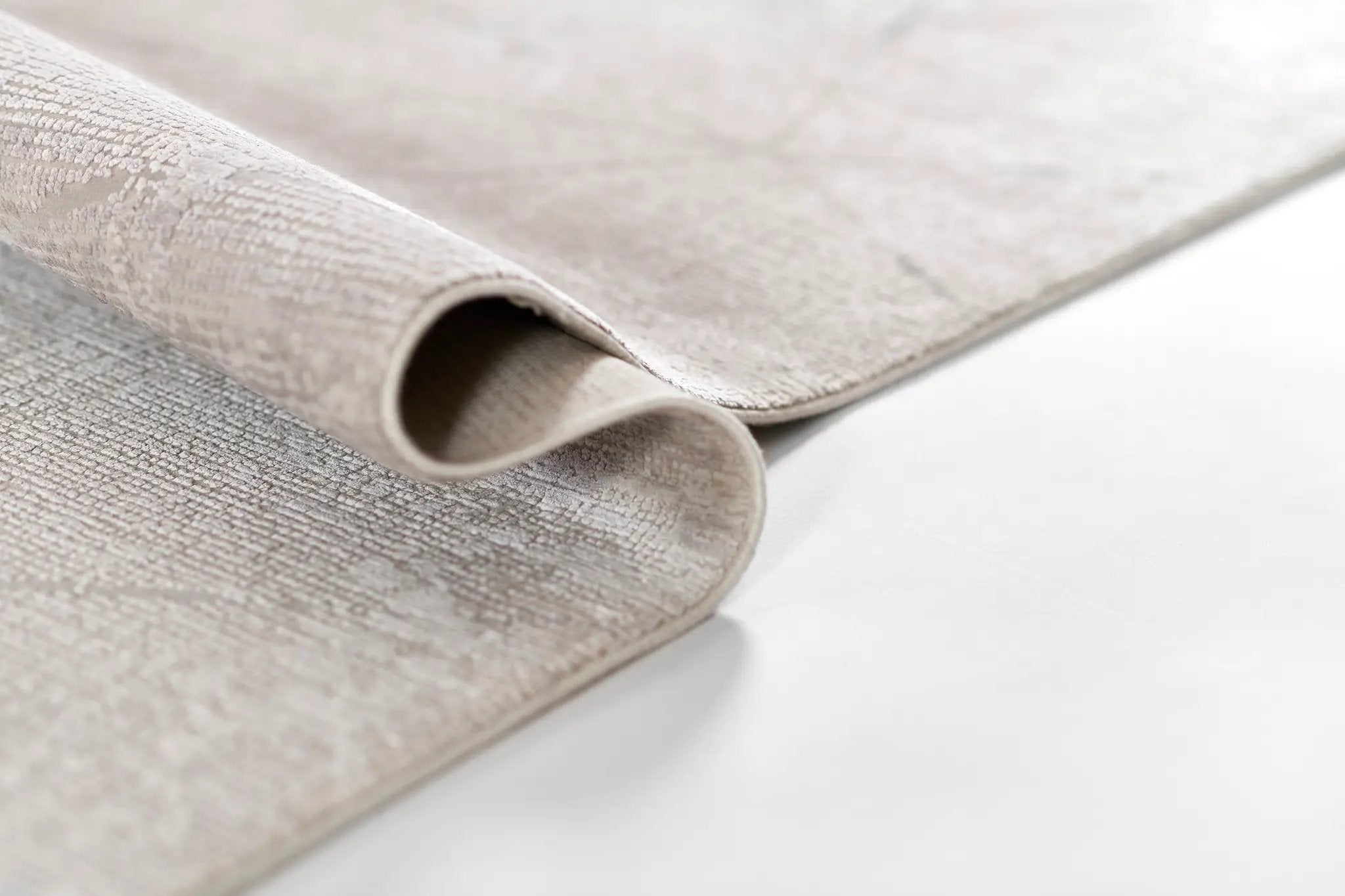 Paxton PXT-2 Gray Area Rug by Momeni