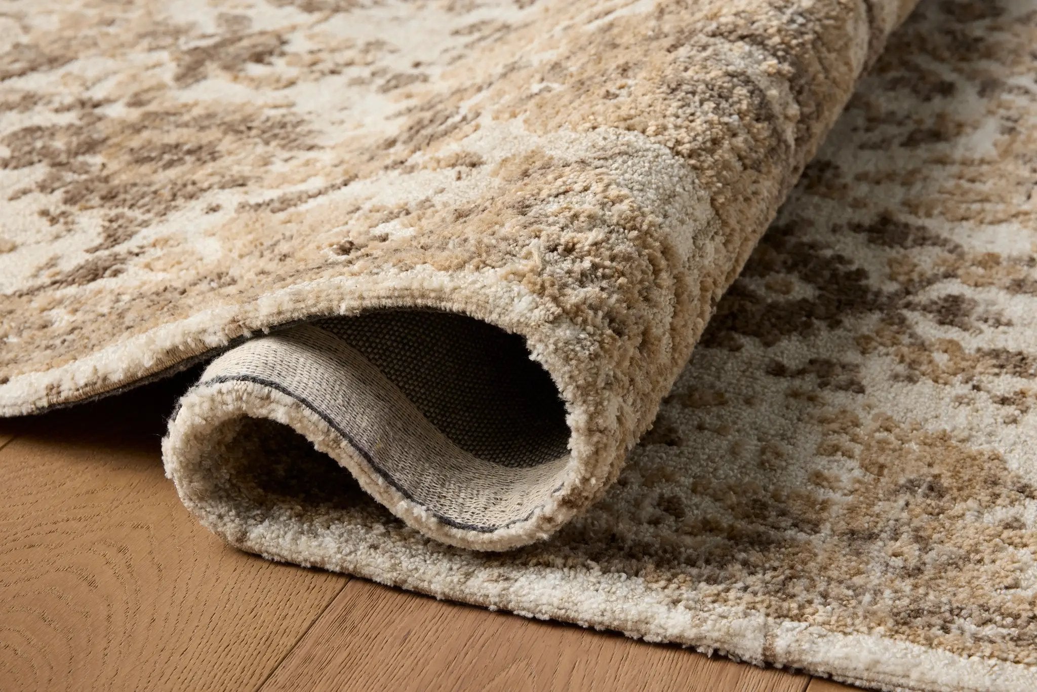 Percival PCV-01 Ivory / Natural Area Rug by Loloi