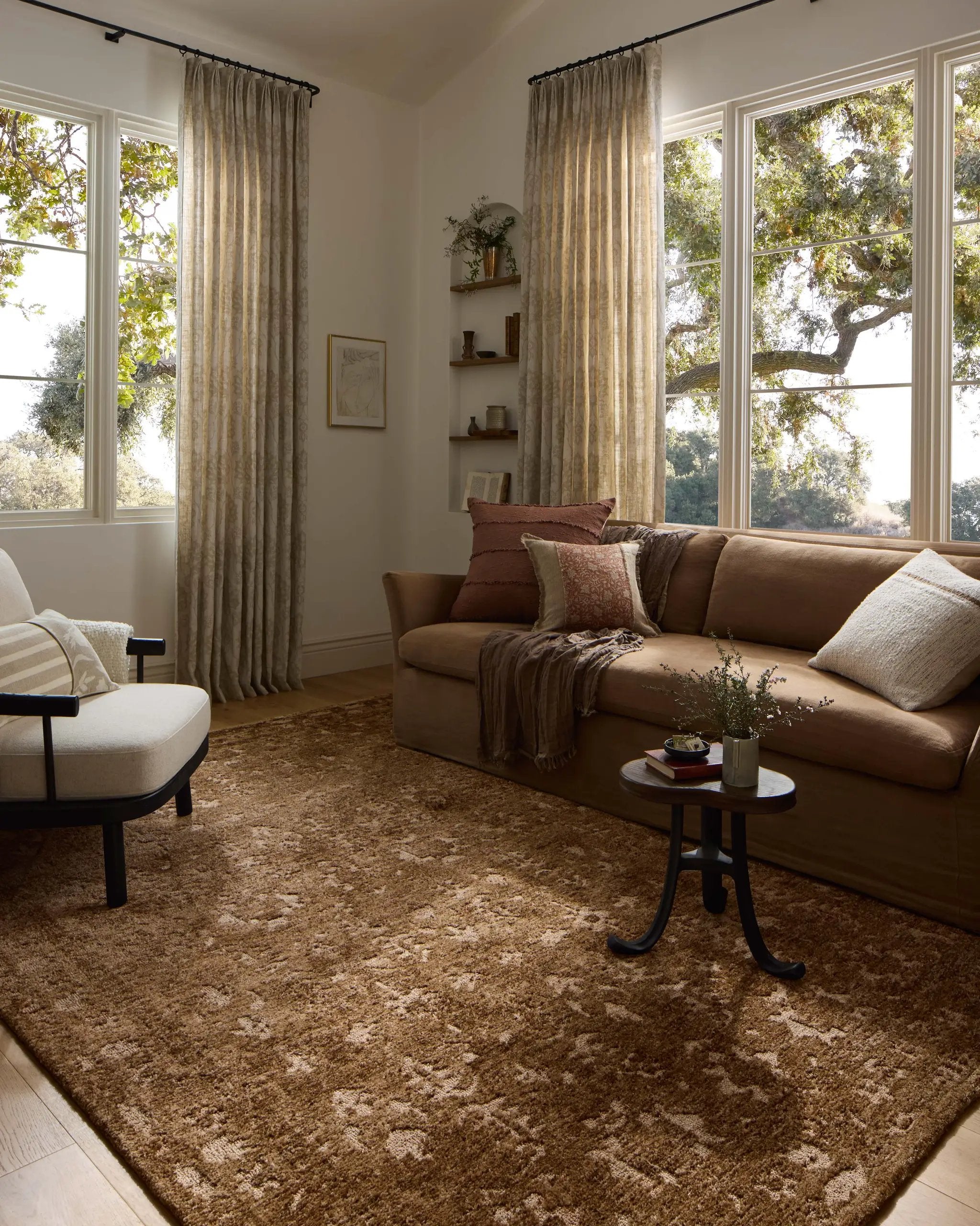 Percival PCV-03 Mocha / Sand Area Rug by Loloi
