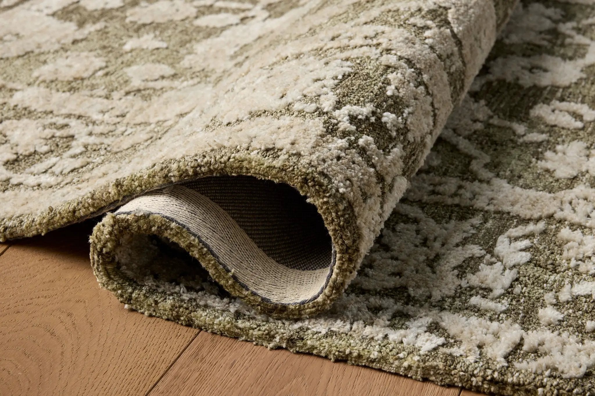 Percival PCV-06 Moss / Natural Area Rug by Loloi
