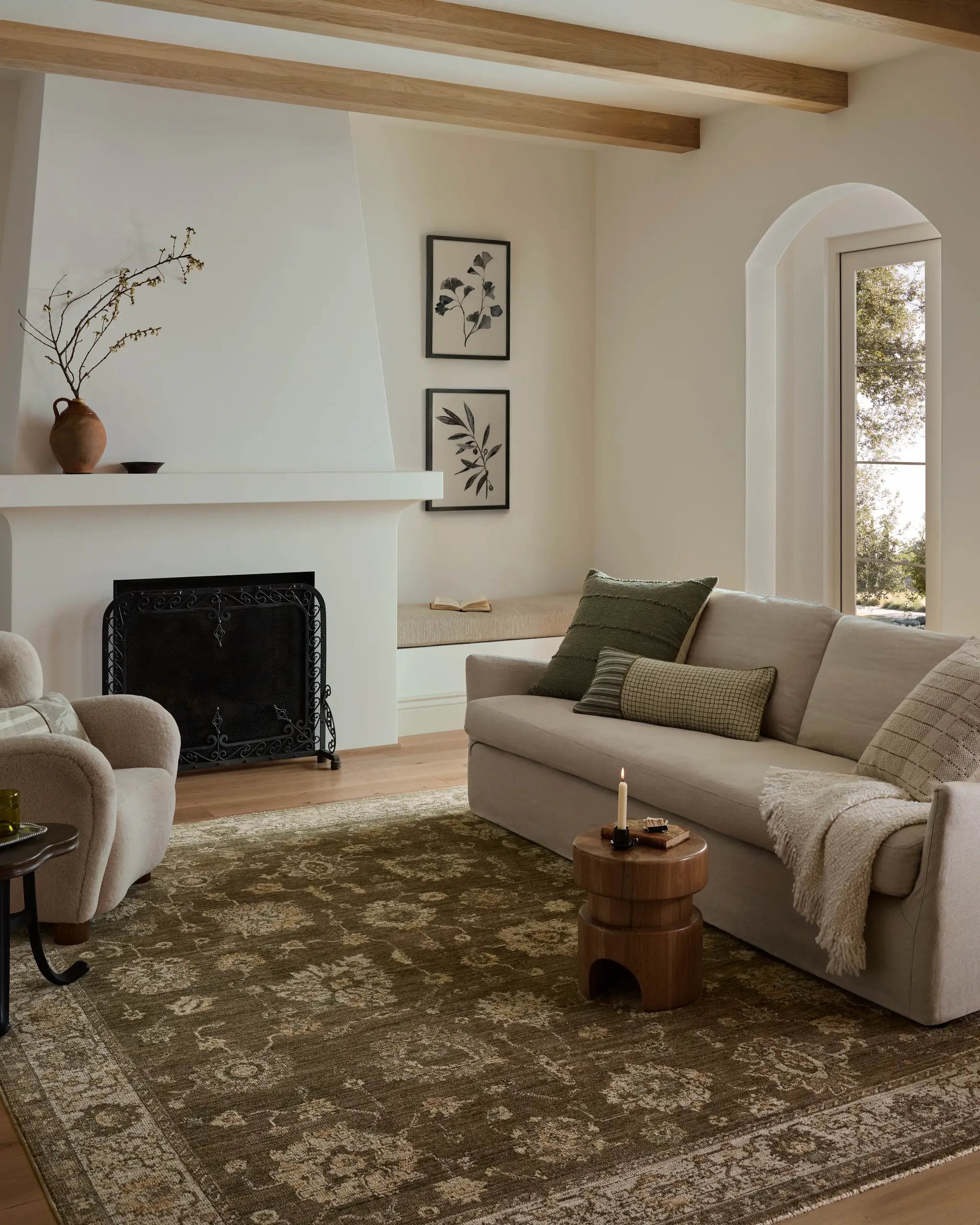 Priscilla PRL-01 Bark / Ivory Area Rug by Loloi