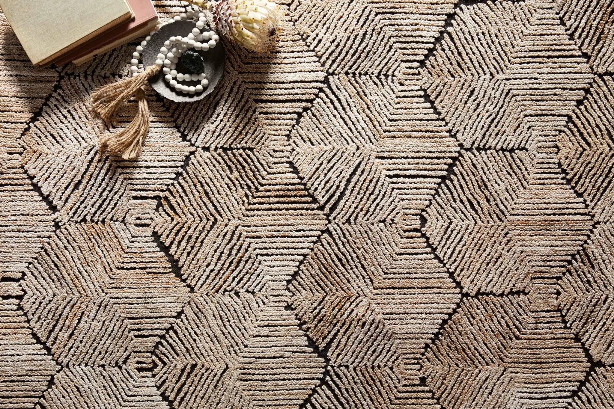 Prescott PRE-02 Beige Area Rug by Loloi