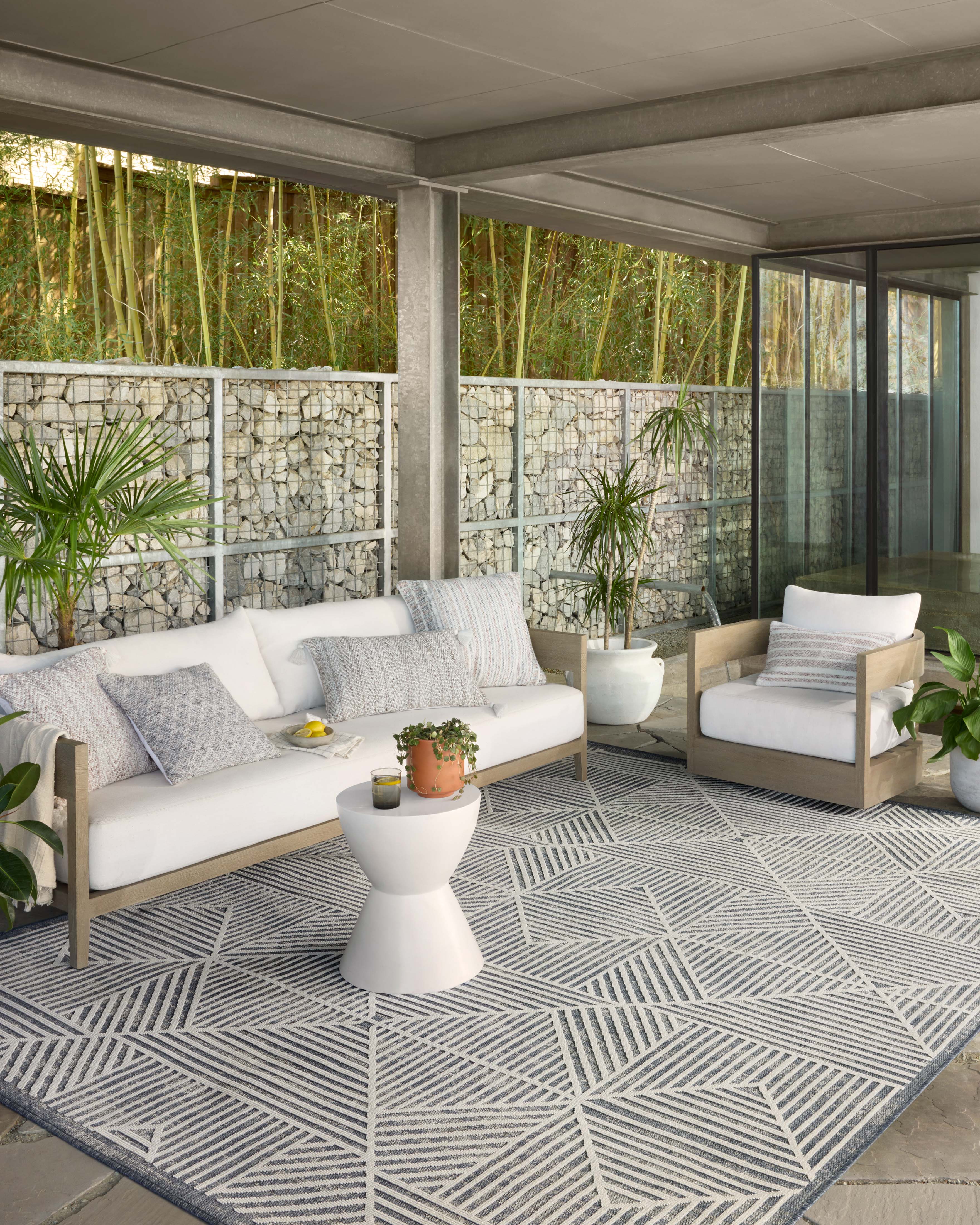  Rainier RAI-03 Denim and ivory contemporary patterned rug, power-loomed, weather-resistant for indoor or outdoor spaces