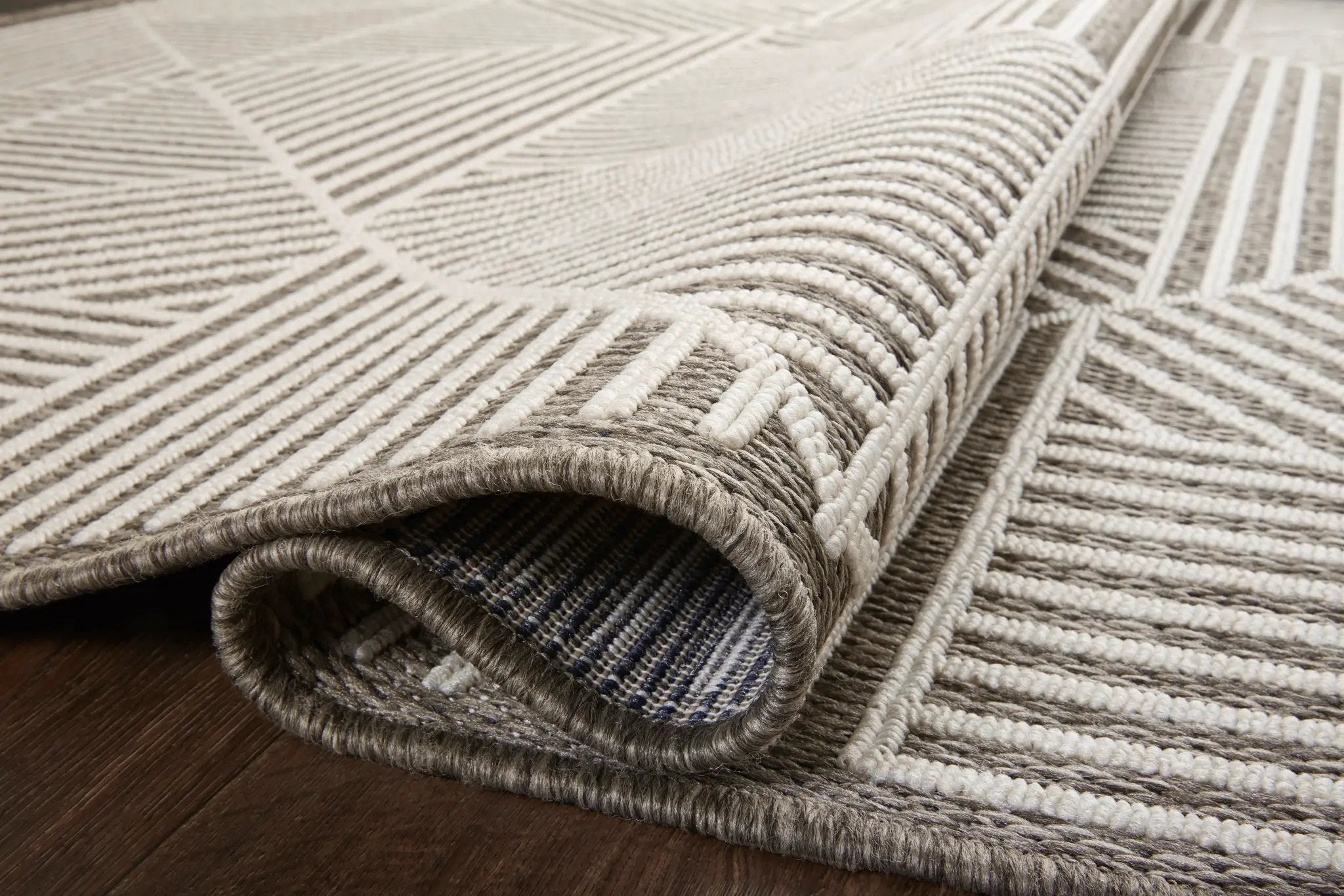 Rainier RAI-03 Natural / Ivory Area Rug by Loloi