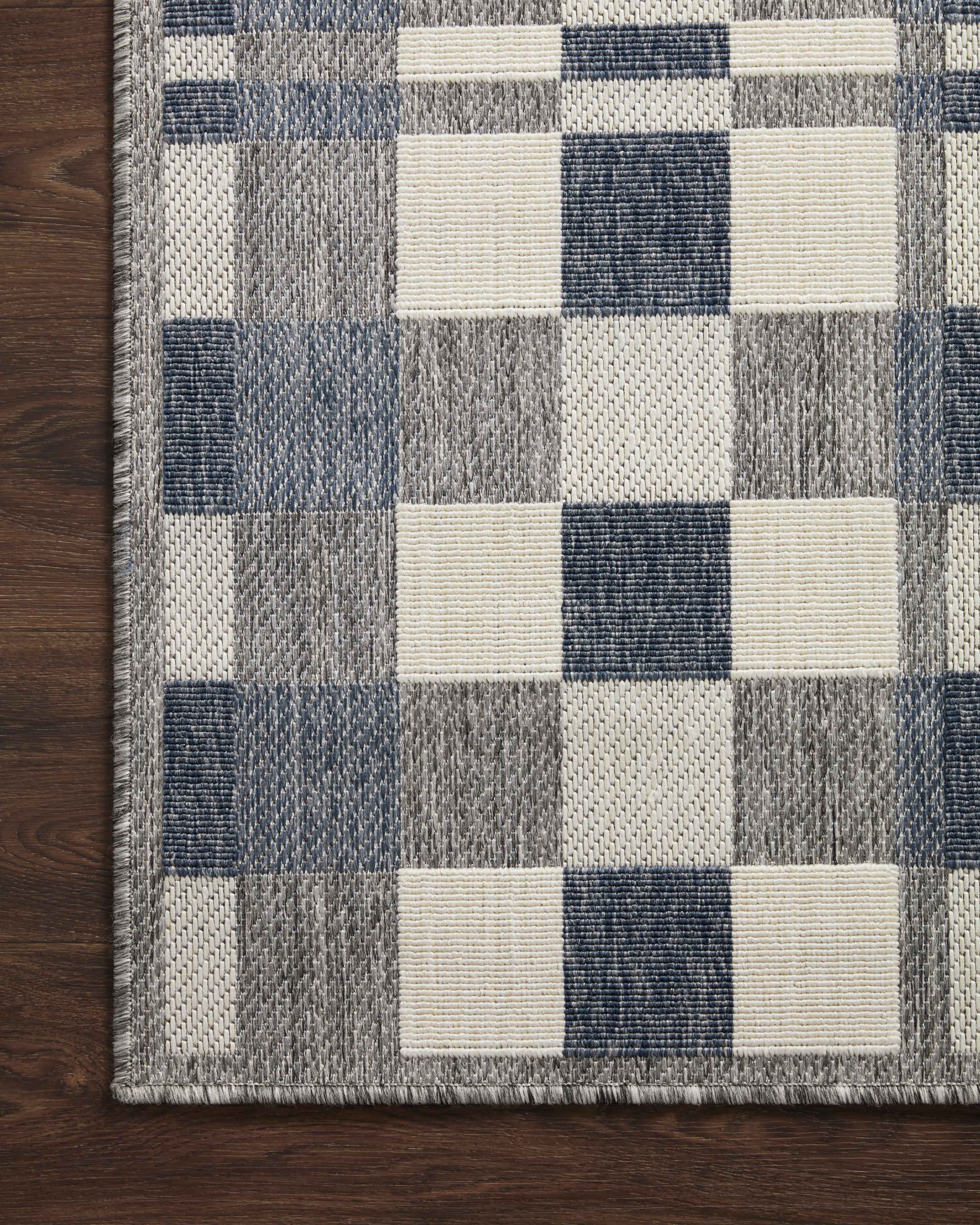 Rainier RAI-04 Ivory and denim blue area rug, contemporary pattern, power-loomed, weather-resistant for indoor outdoor use