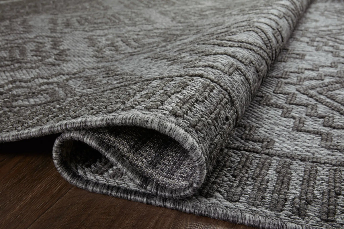 Rainier RAI-06 Grey / Charcoal Area Rug by Loloi