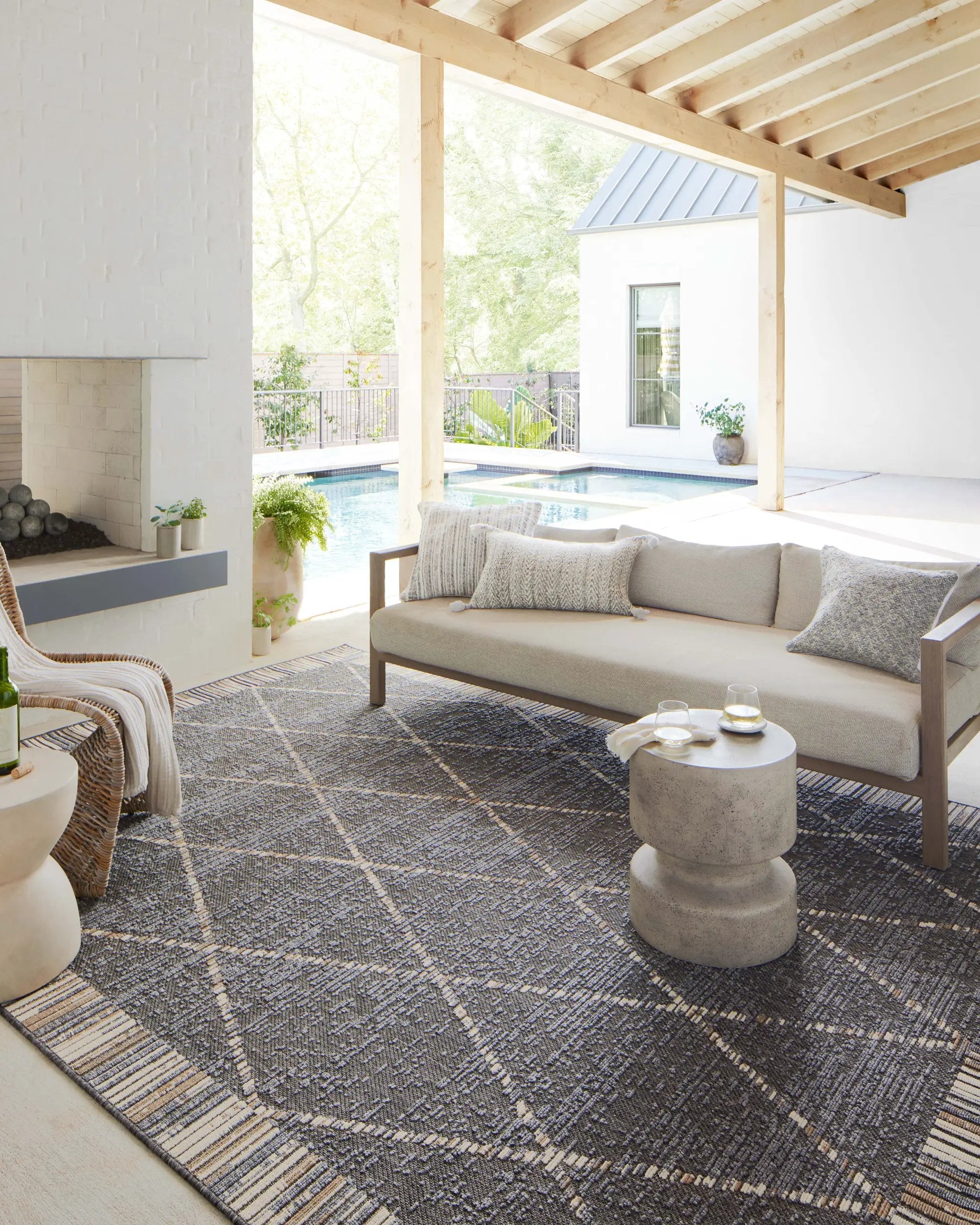 Rainier RAI-09 Slate / Multi Area Rug by Loloi
