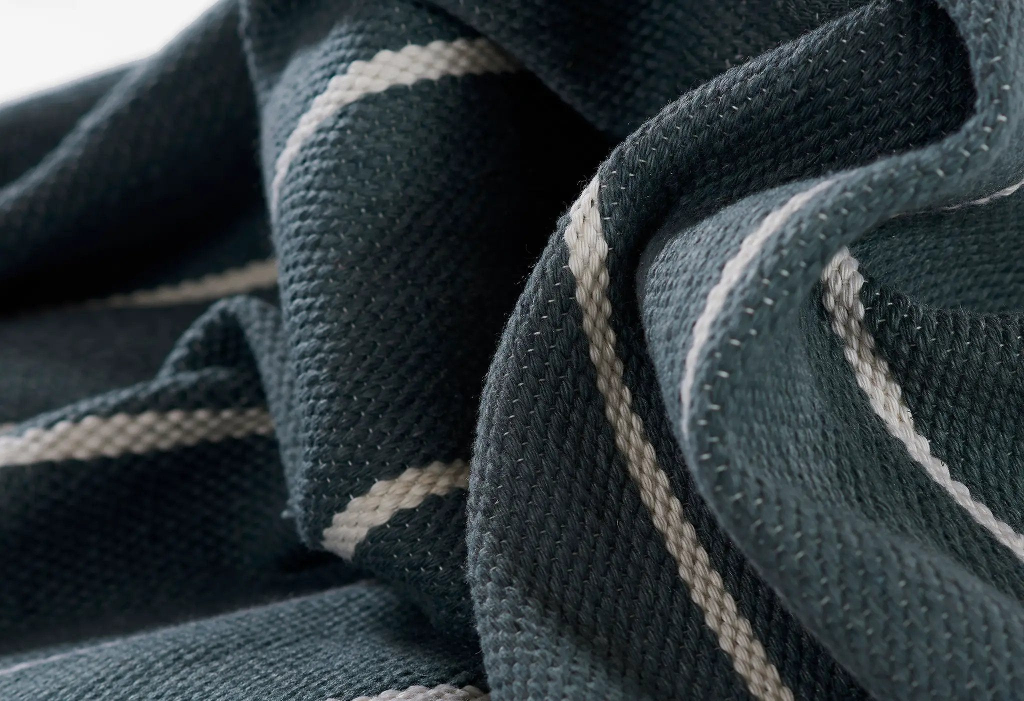 River RIV-2 (Fine) Slate Area Rug by Erin Gates by Momeni
