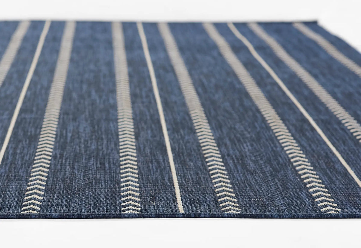Riviera RV-06 Navy Area Rug by Momeni