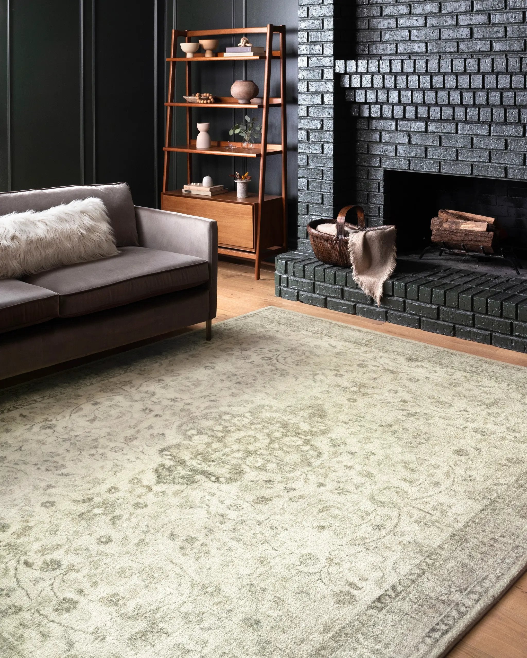 Rosette ROS-02 Ivory / Silver Area Rug by Loloi