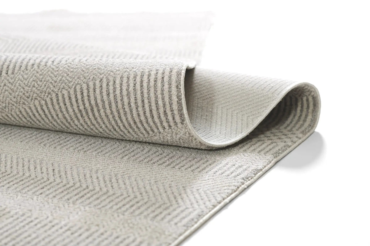 Samira SAM-3 Light-Gray Area Rug by Momeni