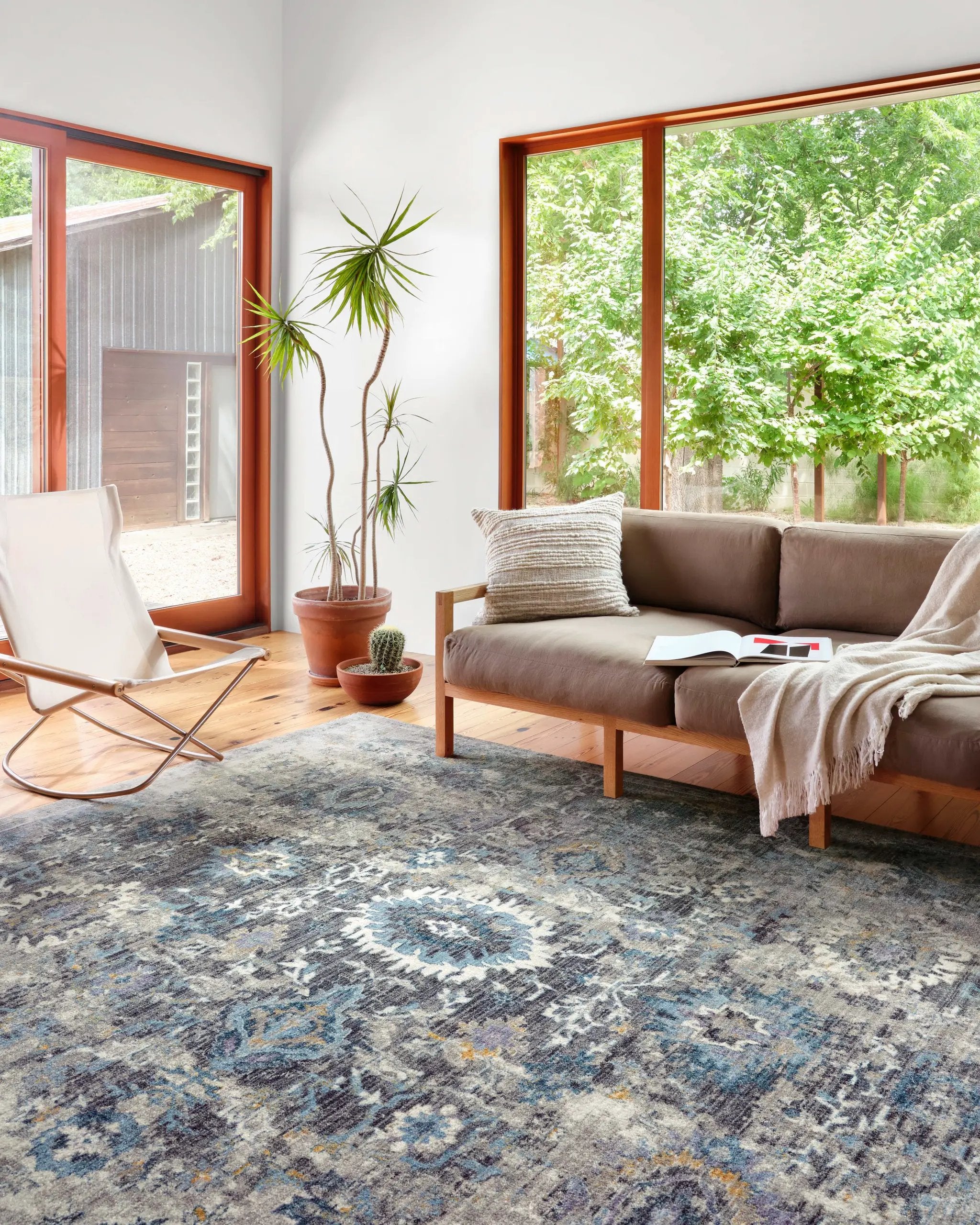Samra SAM-02 Grey / Multi Area Rug by Loloi