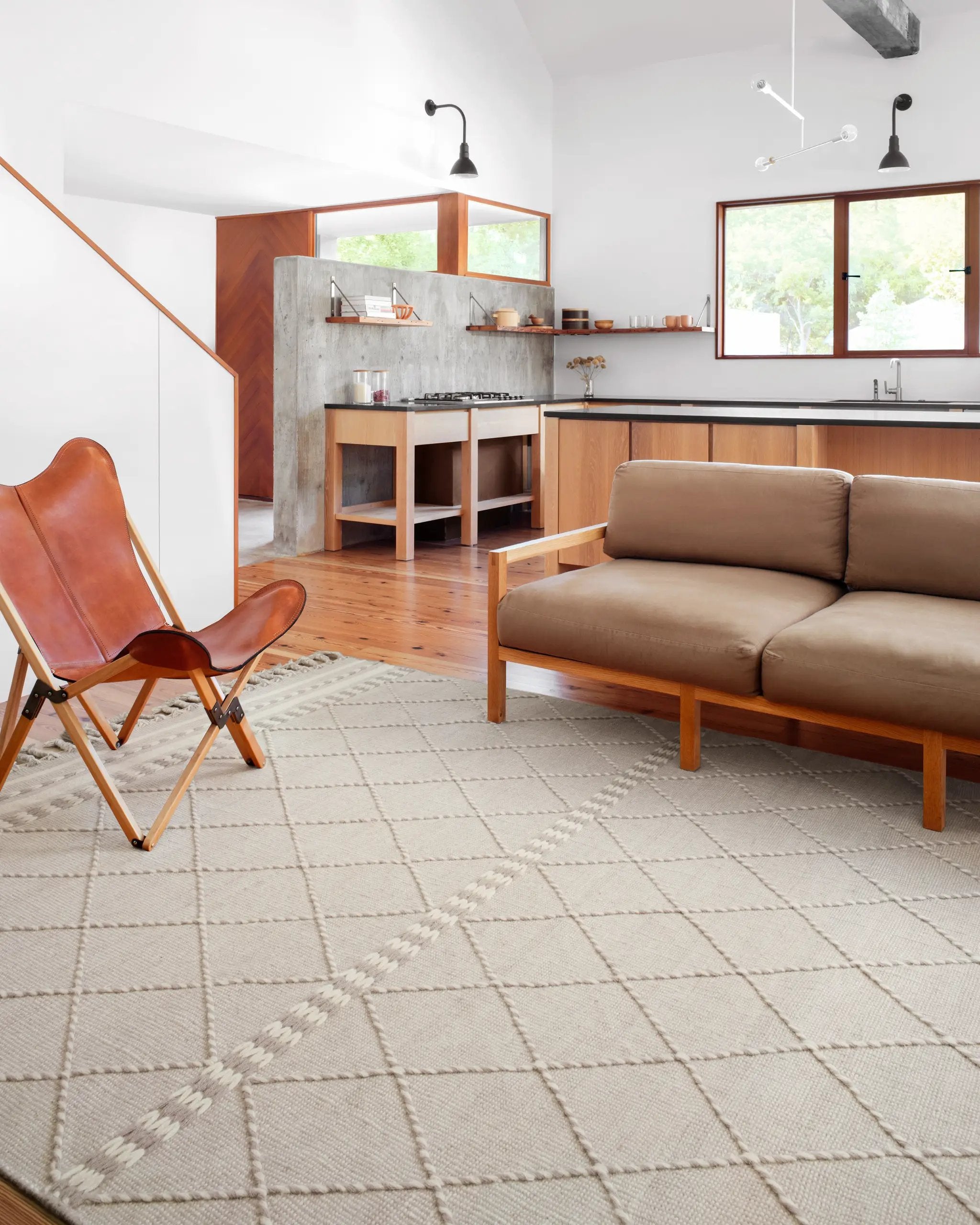 Sawyer SAW-05 Silver Area Rug by Loloi