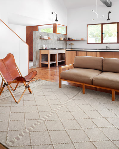 Sawyer SAW-05 Silver Area Rug with modern graphic pattern and fringe