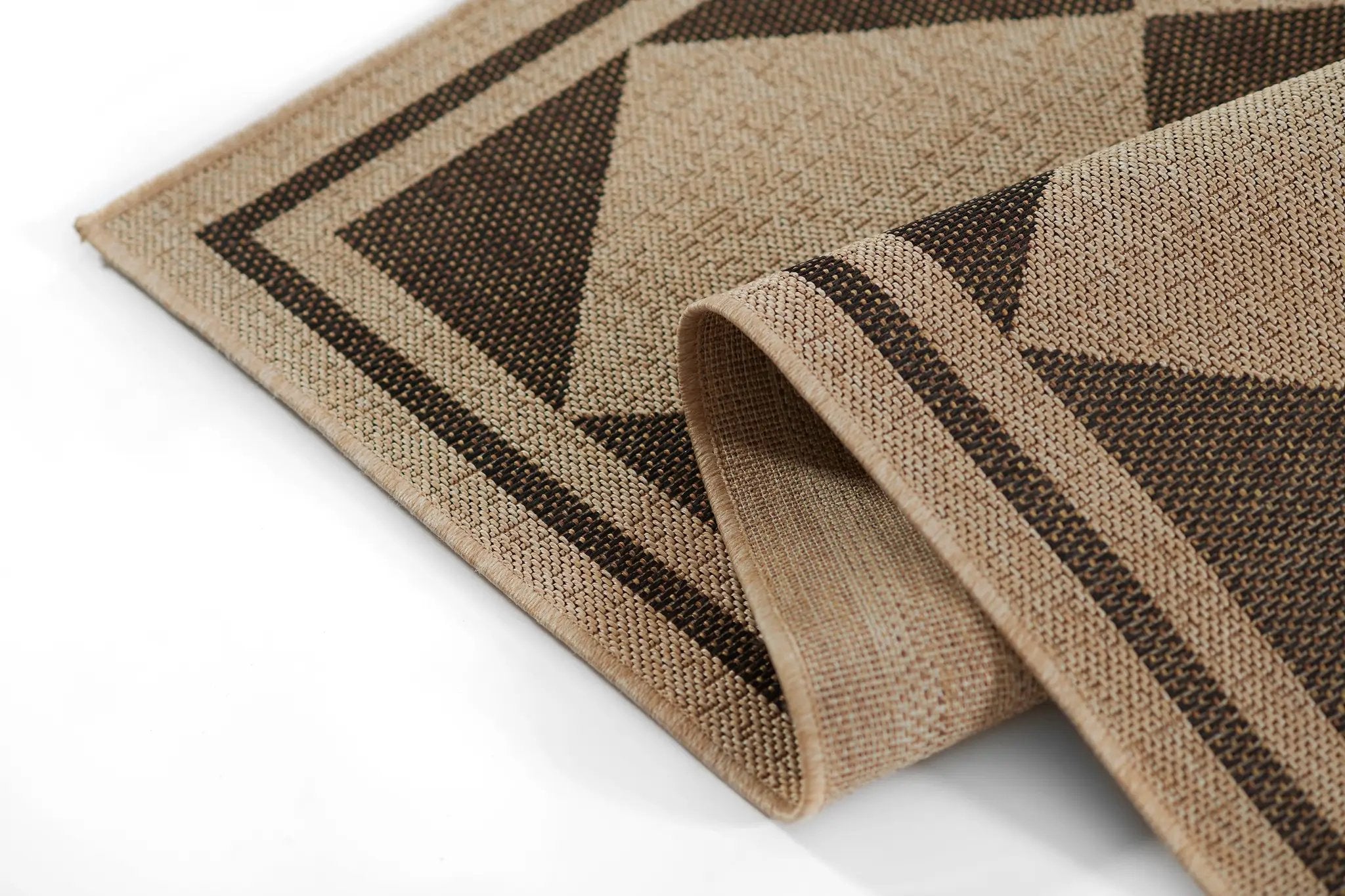 Saybrook SAY-4 (Diamond) Black Area Rug by Erin Gates by Momeni
