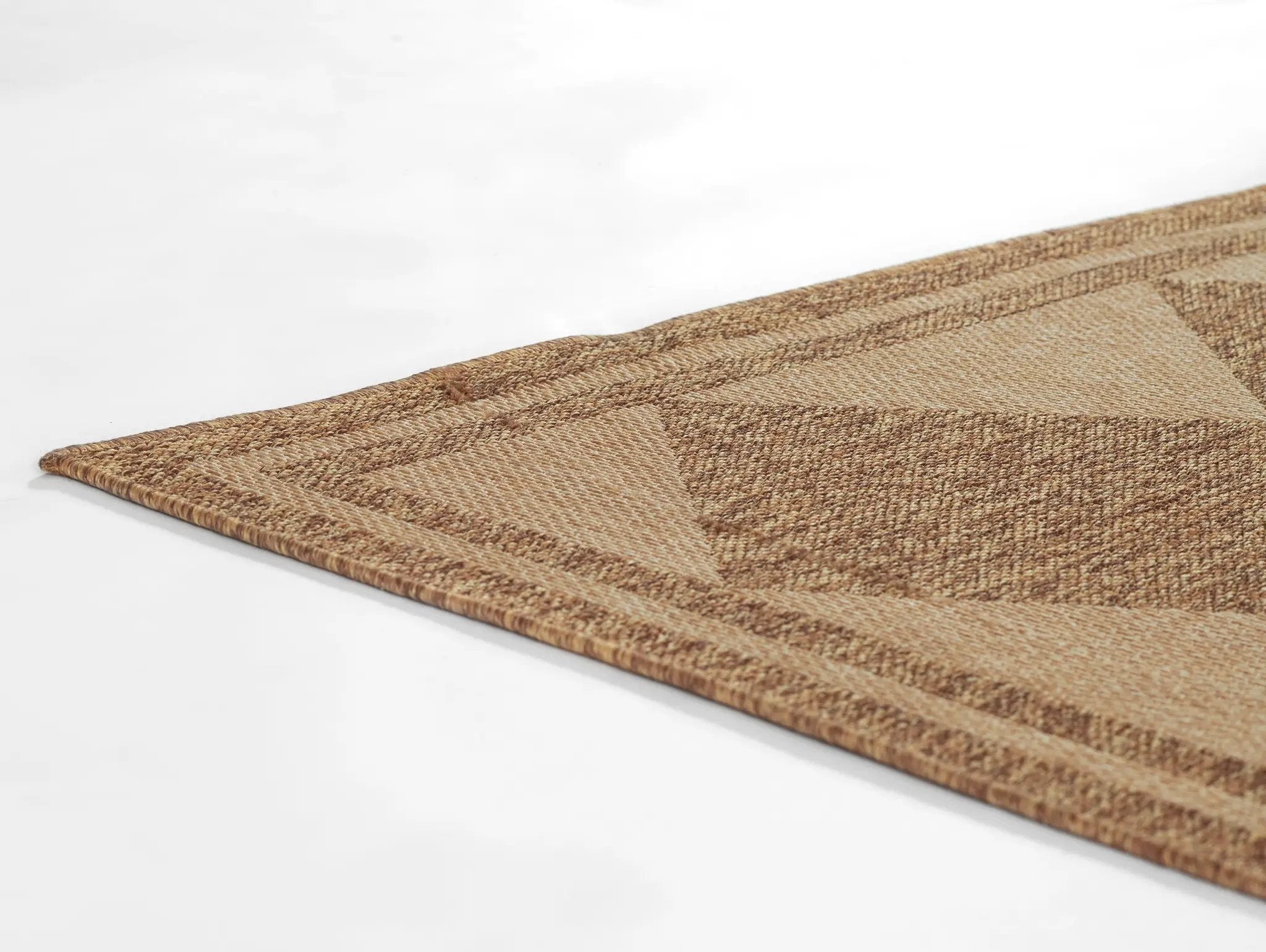 Saybrook SAY-4 (Diamond) Natural Area Rug by Erin Gates by Momeni