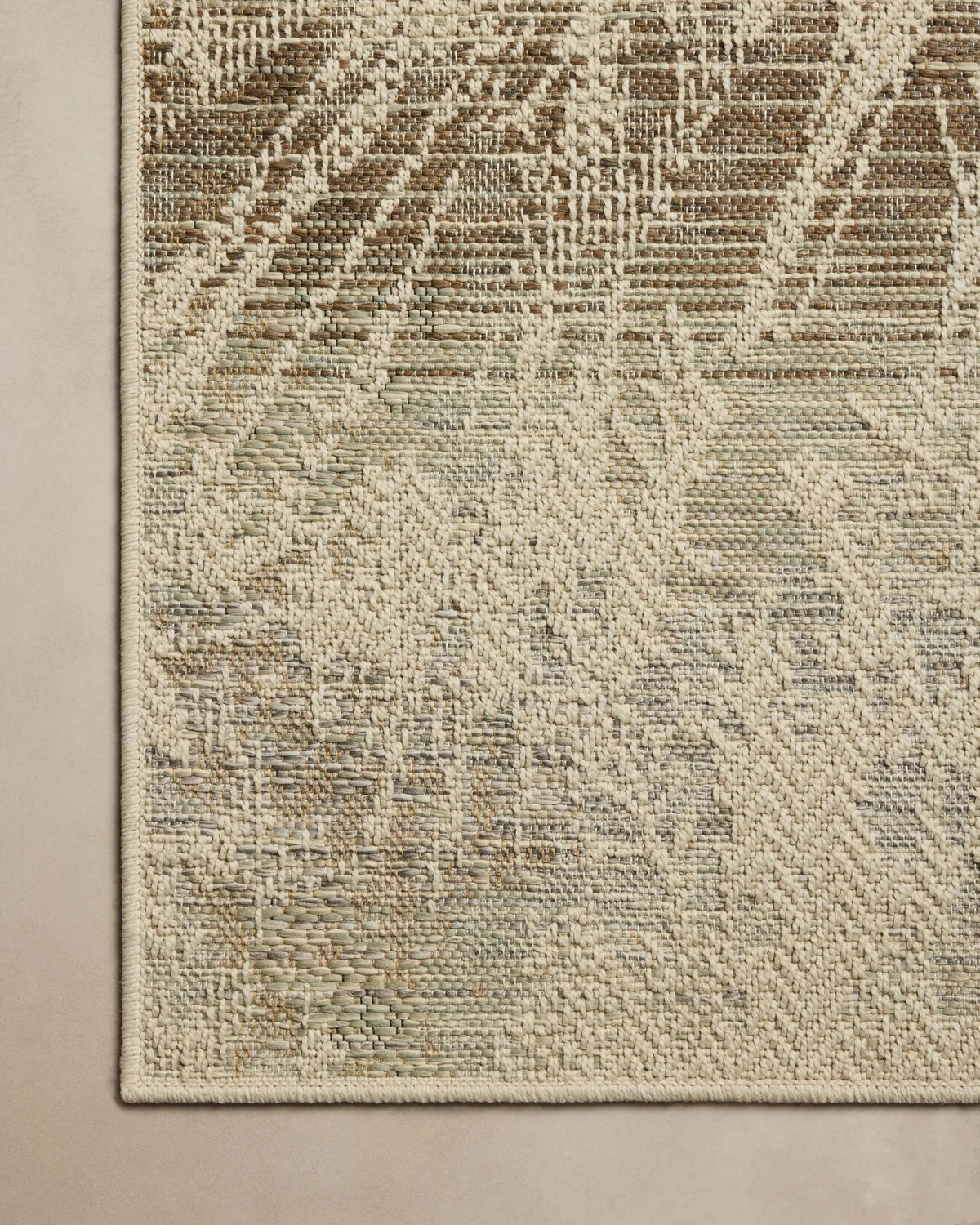Saylor SAY-10 Ivory / Stone Area Rug by Loloi