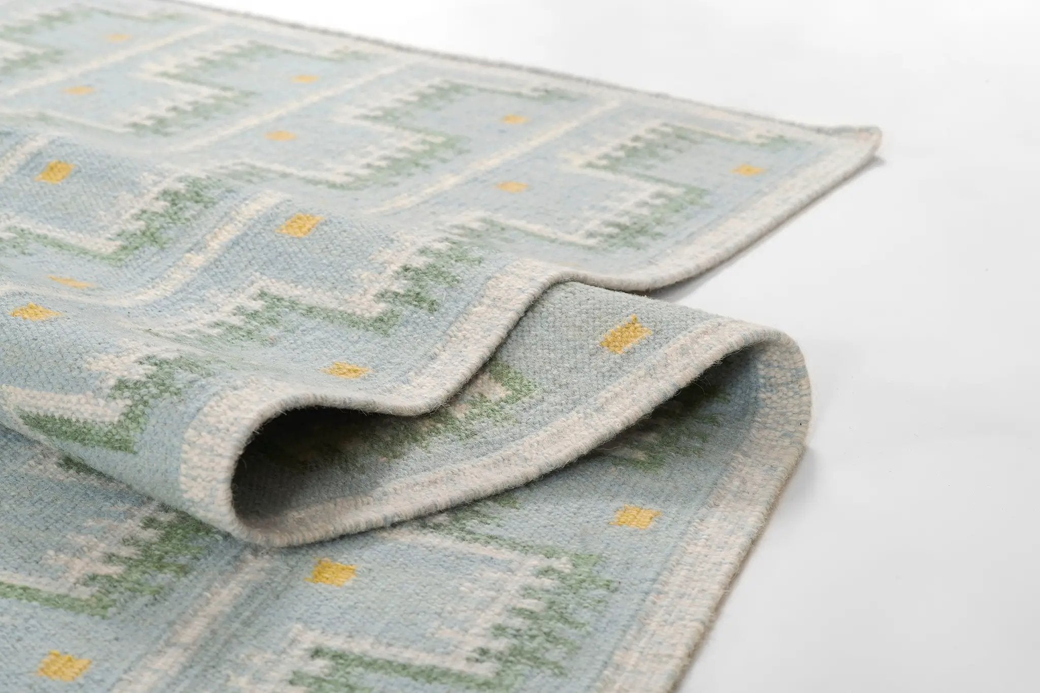 Scandi SCN-1 Blue Area Rug by Momeni