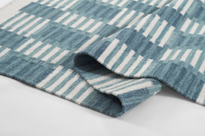Momeni Scandi SCN-3 Blue Hand Woven Area Rug