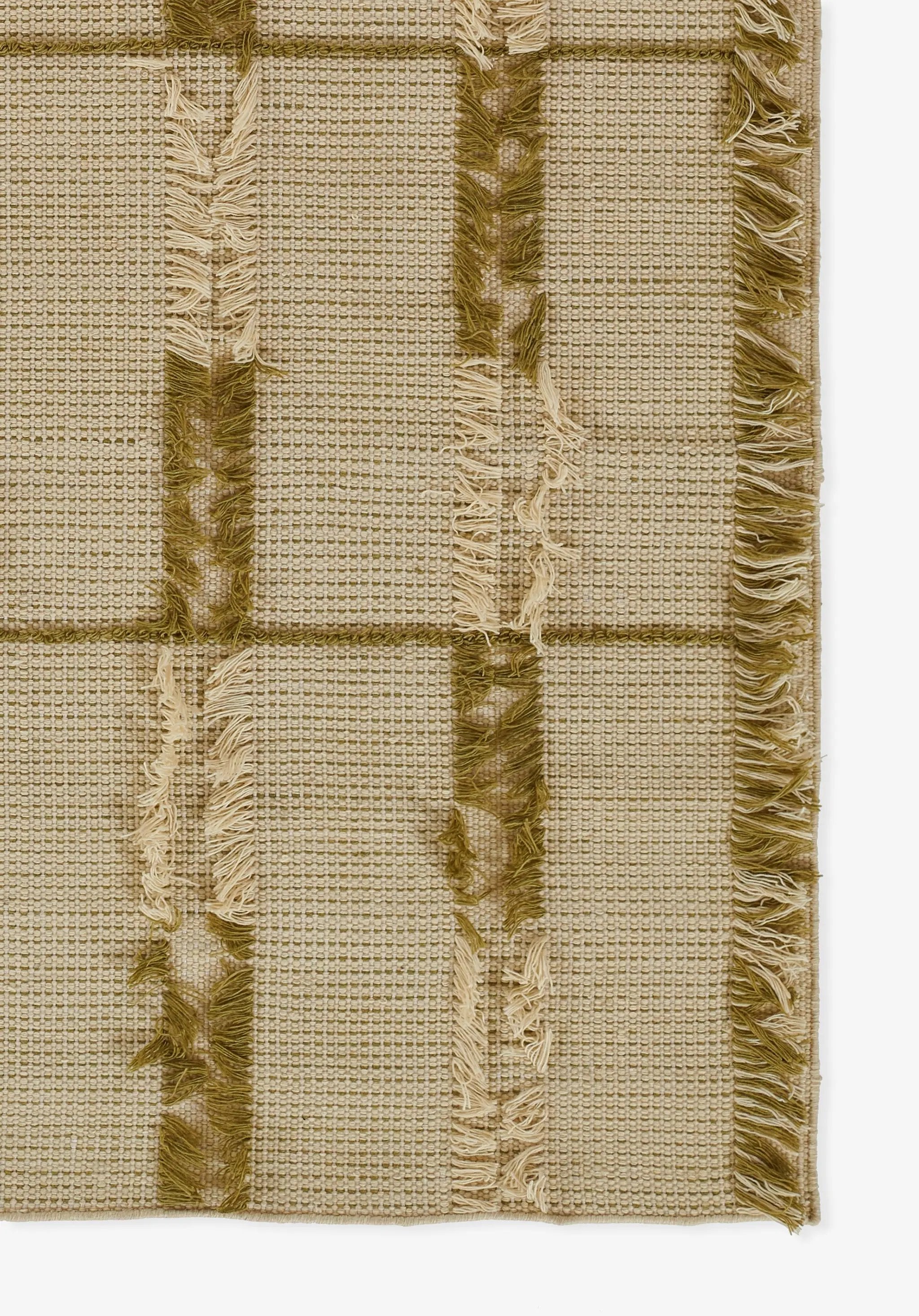 Serena SRN-1 Green Area Rug by Momeni