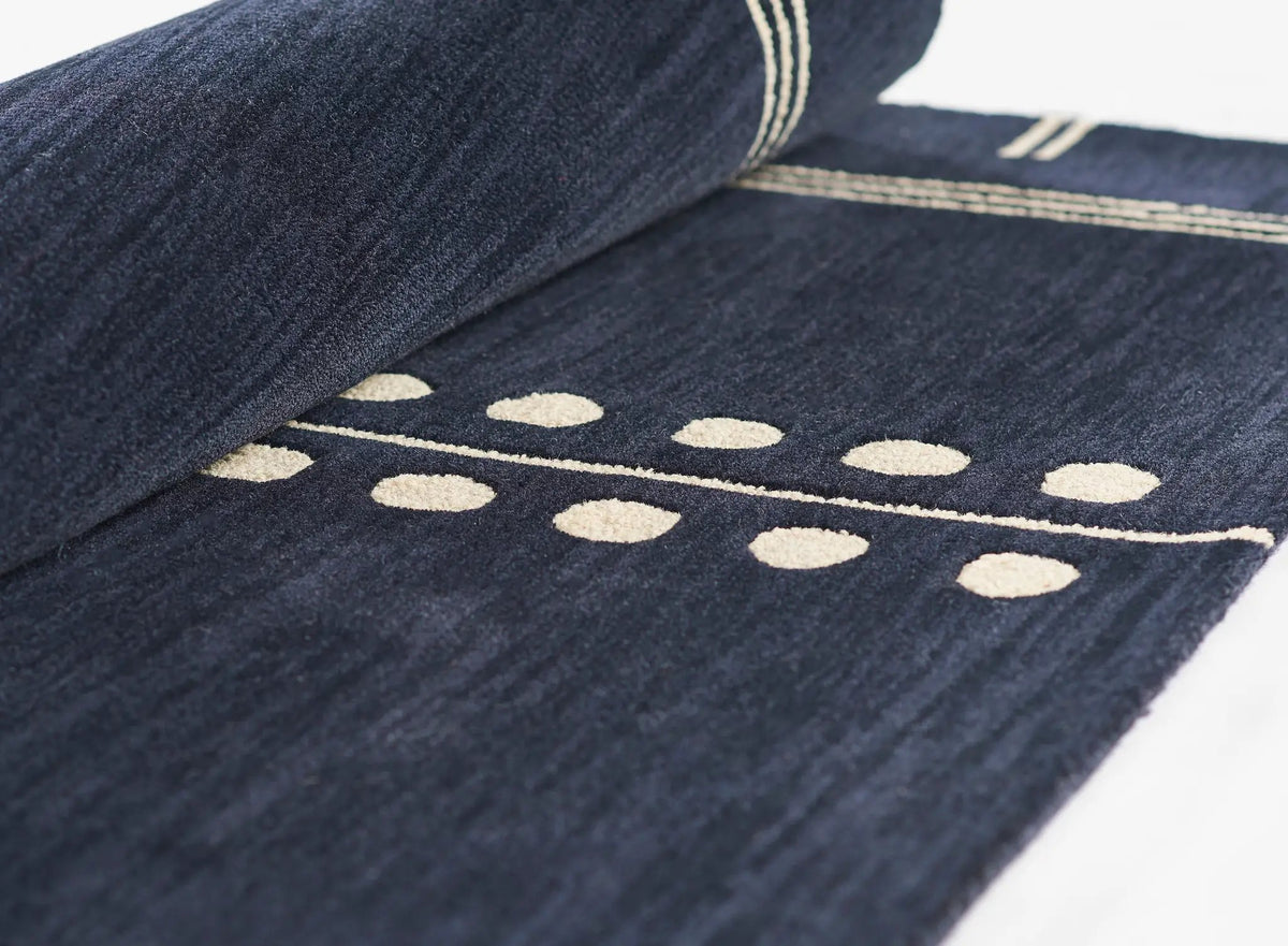 Simba SIM-5 Navy Area Rug by Momeni