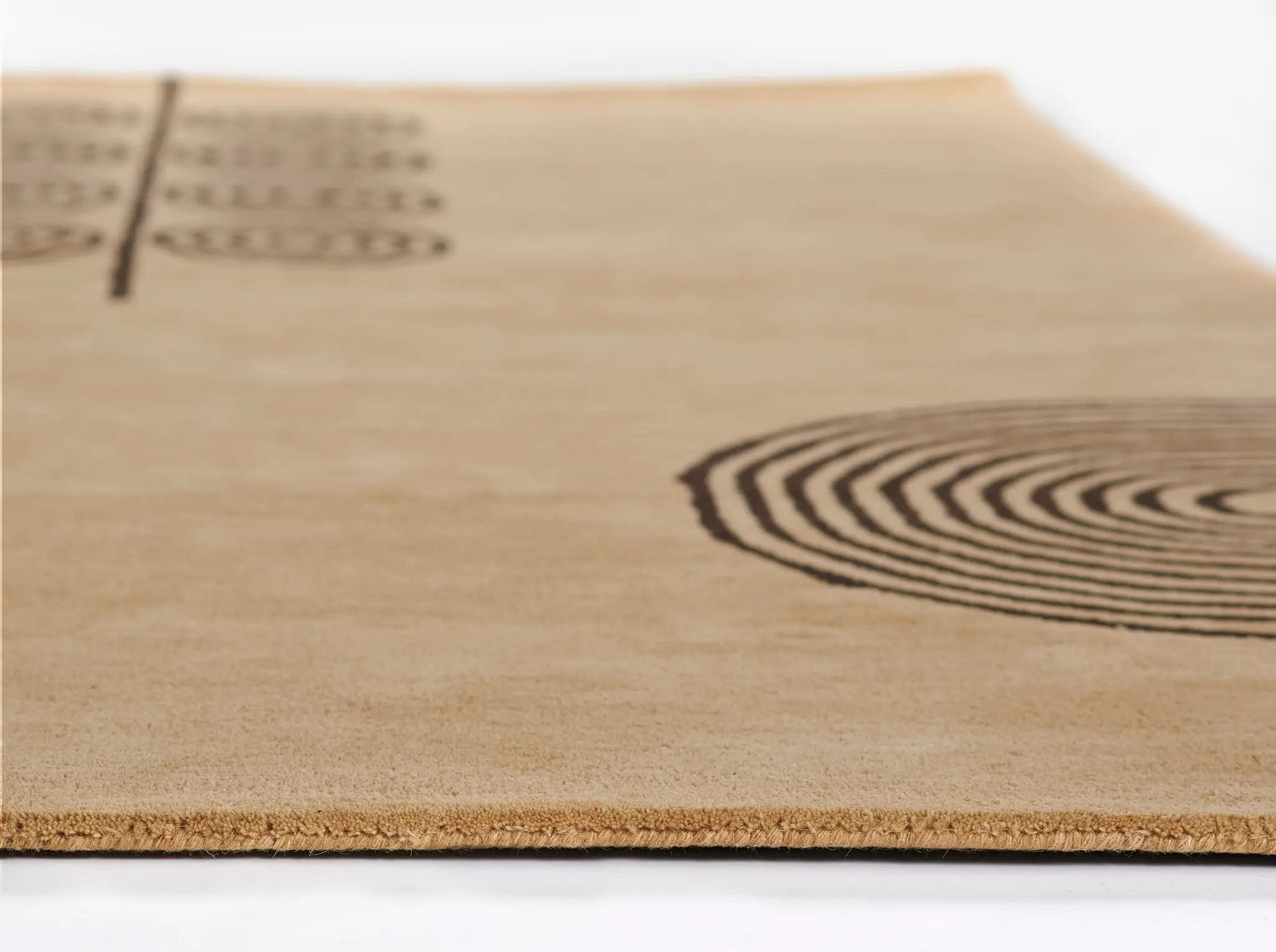 Simba SIM-6 Beige Area Rug by Momeni