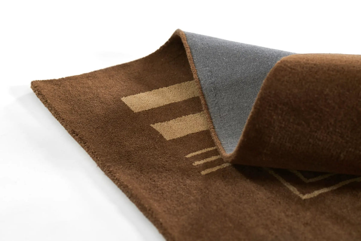 Simba SIM-11 Brown Area Rug by Momeni
