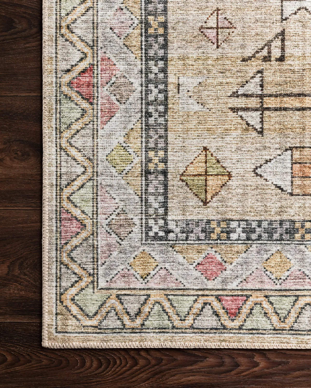 Skye SKY-04 Gold / Blush Area Rug by Loloi